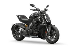 Ducati Diavel 1158cc, street / classic