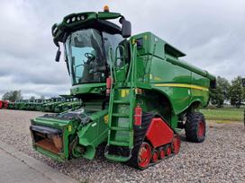 John Deere S680, kombainai