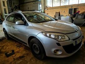 Renault Megane dalimis. Automobilis ardomas dalimis запасные части автомобиля
