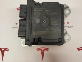 Tesla Model 3, 1521914-S1-B, 1521914-S4-B, детали кузова