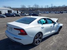 Volvo S60 rezerves daļās. Usa inscription 4wd t5 42 380 miles