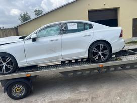 Volvo S60 dalimis. Usa 4wd automobilis dalimis