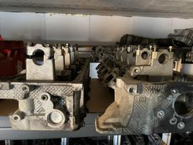 Jeep Grand Cherokee cylinder head