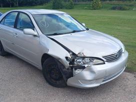 Toyota Camry Automobilis parduodamas tik visas kaina 1700eur pvm galimas j