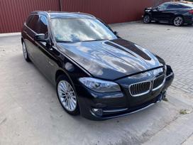 BMW 525 dalimis. Id 10022237 parduodamas bmw f11 525d 150kw automobili