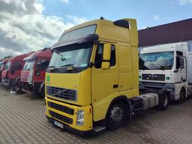 Volvo FH480, double sleeper