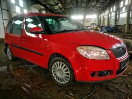 Skoda Roomster по частям. Automobilis ardomas dalimis запасные части автомобил