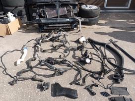 Mercedes-Benz GLE klasė for parts. большой выбор деталей для mercedes benz gle 2 5 3 5 di