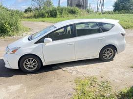 Toyota Prius+ dalimis. Prius v amerikonas dalimis