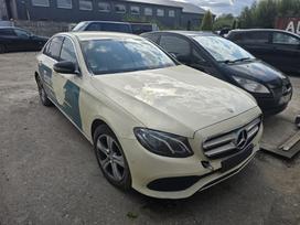 Mercedes-Benz E200