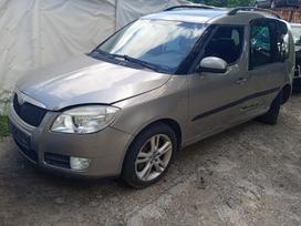 Skoda Roomster dalimis. Dalimis tvarkingas pusiau odinis šildomas salonas