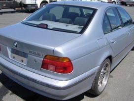 BMW 5 serija по частям. Kėbulo dalys žibintai radiatoriai 8 698 31064 www r