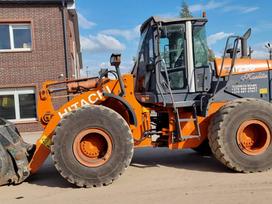 Hitachi ZW220, frontal loader