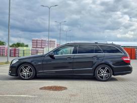 Mercedes-Benz E300, 3.0 l., Универсал