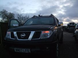 Nissan Navara for parts. 82000 myliu rida доставка бу запчастей с разтаможко