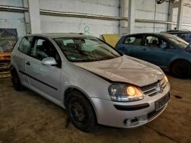 Volkswagen Golf dalimis. Automobilis ardomas dalimis запасные части автомобиля