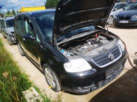 Volkswagen Touran dalimis. Automobilis ardomas dalimis запасные части автомобиля