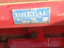 Bredal B6, spreaders