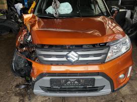 Suzuki Vitara for parts. Ką tik gauta transporto priemonė automobilio variklis