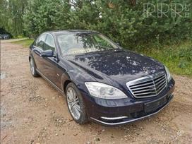 Mercedes-Benz S350 по частям