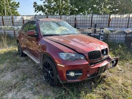 BMW X6 Aktyvi vaziuokle dalis pristatome