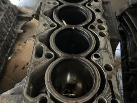 Volvo XC60, 30777125, engine block