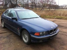 BMW 5 serija for parts. Turiu ardymui daug kitu bmw modeliu nuo 1988m iki 201