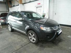 Mitsubishi Outlander dalimis. Autoserviso paslaugos nebrangiai vietoje iš karto pak