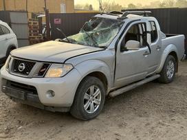 Nissan Navara по частям. Dalis siunčiam išrašom s f variklio rida 214tuks
