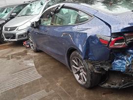 Tesla Model 3 Uab boso dalys kokybiškos ir patikrintos naudotos automobil
