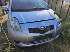Toyota Yaris Automobilis parduodamas dalimis galime pasiūlyti įvairių metų