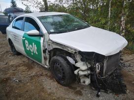 Volkswagen Passat for parts. Automobilis ardomas dalimis запасные части автомобил