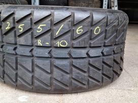 Maxxis, kita 255/60 R10
