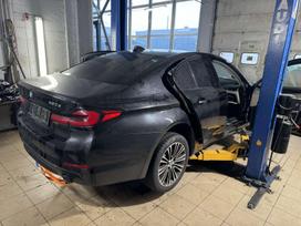 BMW 5 serija, 475 black-sapphire metallic, rezerves daļās. Dalys pristatomos visoje lietuvoje