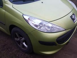 Peugeot 207 rezerves daļās. žalia durys d kapotas juoda exld durys d kap
