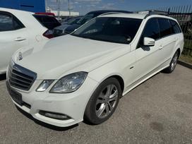 Mercedes-Benz E200