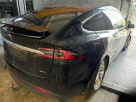Tesla Model X Platus naudotų detalių pasirinkimas asortimentas kasdien papild