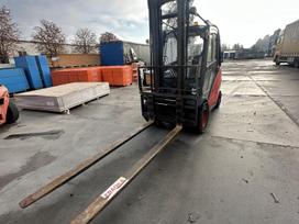 Linde H35D-01, warehouse equipment