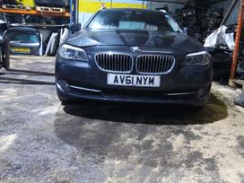 BMW 5 serija dalimis