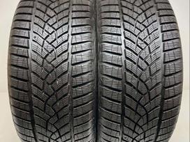 Goodyear UltraGripPerfomance 2020m, žieminės 235/40 R19