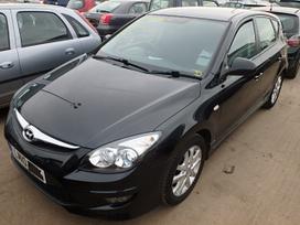 Hyundai i30 for parts. Is anglijos srs abs 1 6l benzininio variklio net