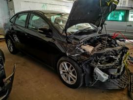 Ford Focus for parts. Automobilis ardomas dalimis запасные части автомобил