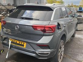 Volkswagen T-Roc по частям