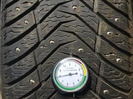 Yokohama, ziemas 225/65 R17