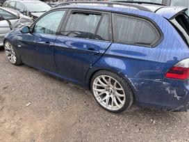 BMW 330 dalimis. Mysticblau hifi xenon m juodos lubos dalis siunčia
