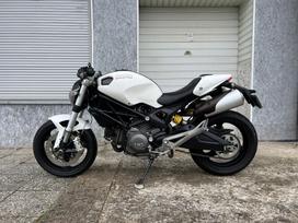 Ducati Monster, street / классические