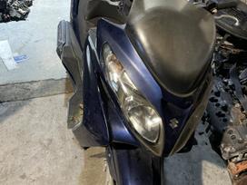 Suzuki Burgman, scooters / mopeds