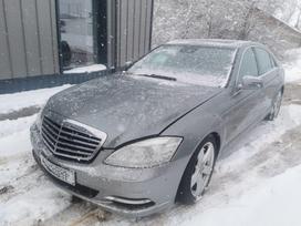 Mercedes-Benz S350 dalimis