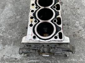 Volvo V90, T34, детали двигателя