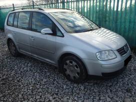 Volkswagen Touran dalimis. Naujai ardomas puikios būklės automoblis maža rida to